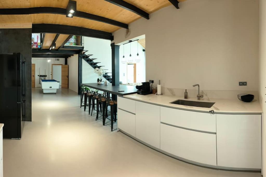 보케르 Industrial Luxury Nimes & Arles 빌라 외부 사진