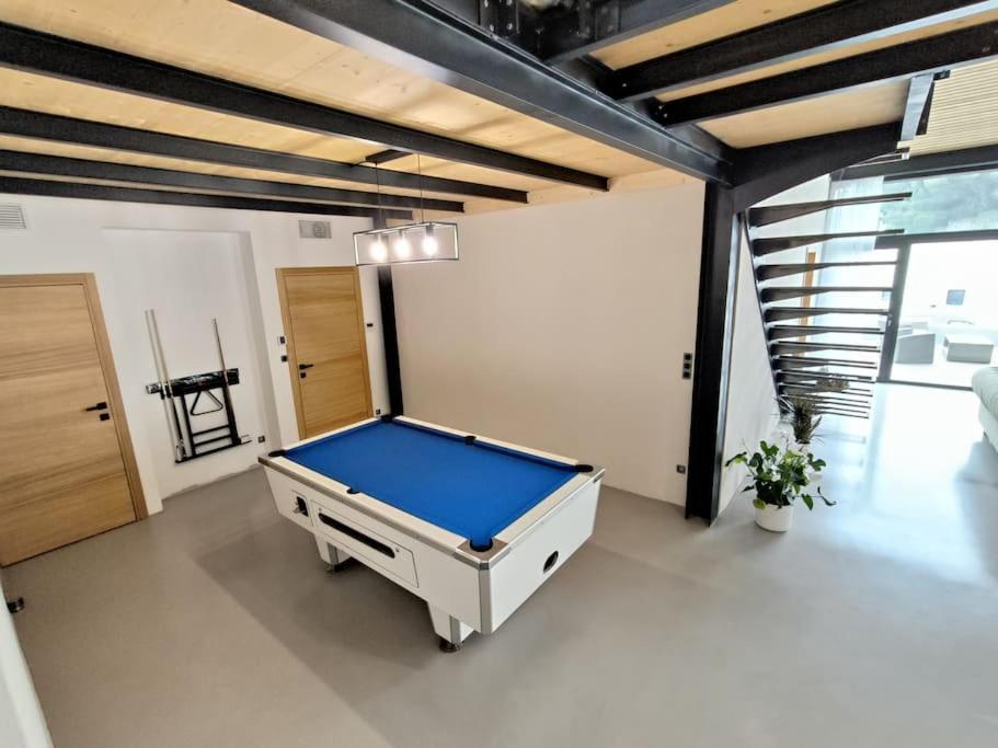 보케르 Industrial Luxury Nimes & Arles 빌라 외부 사진