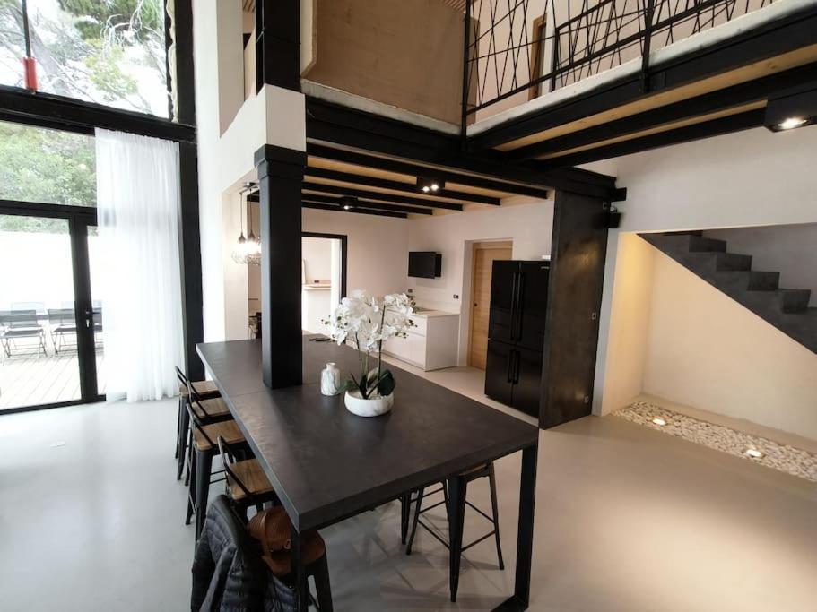 보케르 Industrial Luxury Nimes & Arles 빌라 외부 사진